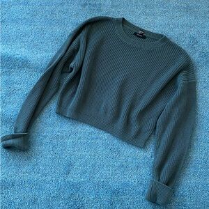 Forever 21 charcoal knit cropped cotton sweater size L $15